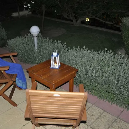 Relax House